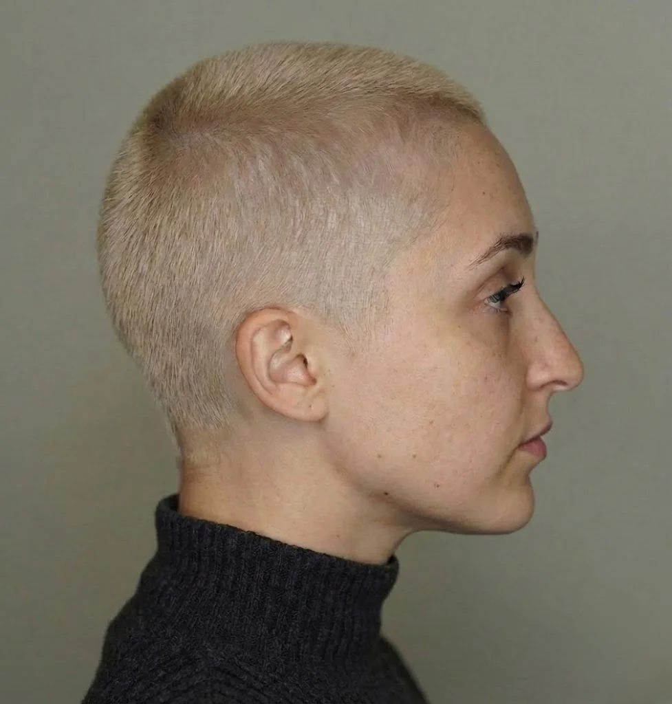 Simple and uniform buzz cut style for women
